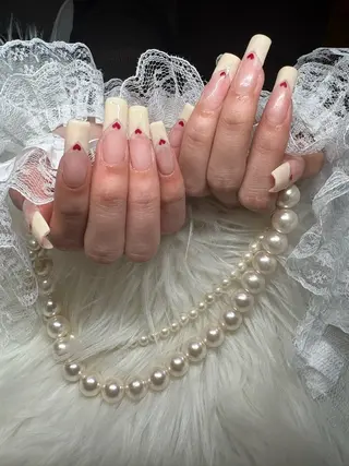 ロング Pink Alice ふうなのネイルデザイン