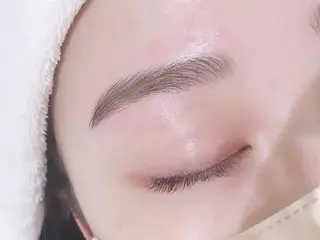 アイブロウ 坂田 りおのマツエク・マツパデザイン