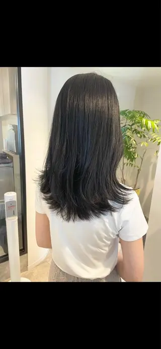 セミロング カラー 銀座/ハイトーン/ hayaka 🖤のヘアスタイル