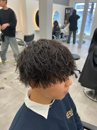 ショート パーマ メンズ メンズパーマ特化/髪 質改善艶カラー/椿原のヘアスタイル