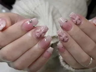 ネイル Mira Nail Studioのネイルデザイン