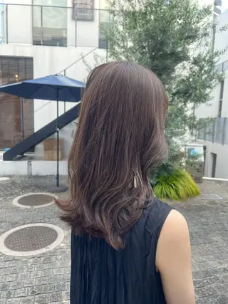 ミディアム カラー 佐藤史哉* 韓国レイヤー赤み除去のヘアスタイル