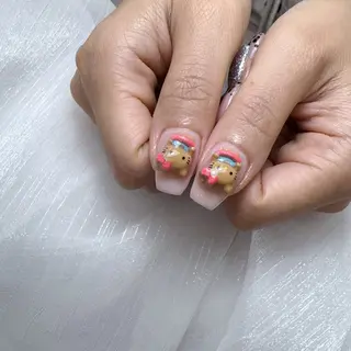 ネイル 🪷Mi.o あいちゃん🐝のネイルデザイン