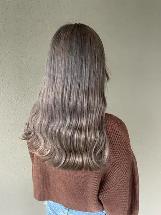 ロング 山本 愛永のヘアスタイル