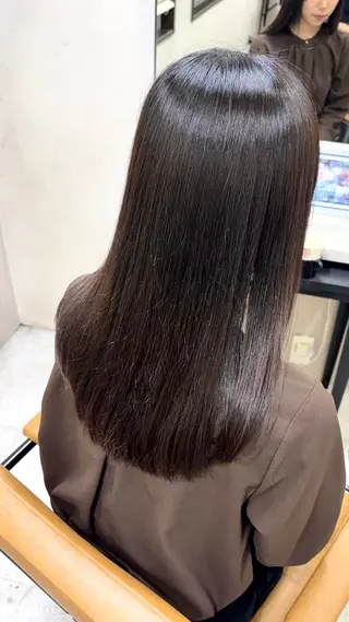 セミロング 🪽髪質改善矯正 🤍MIU🤍のヘアスタイル