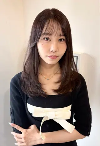 ロング Nina by Babyloneのヘアスタイル