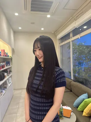 ロング 原尾 あやなのヘアスタイル