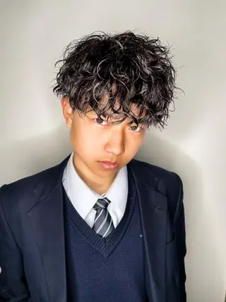 ショート カラー パーマ メンズ 🔥メンズ極🔥韓国 シャドウ/波巻き柿崎のヘアスタイル
