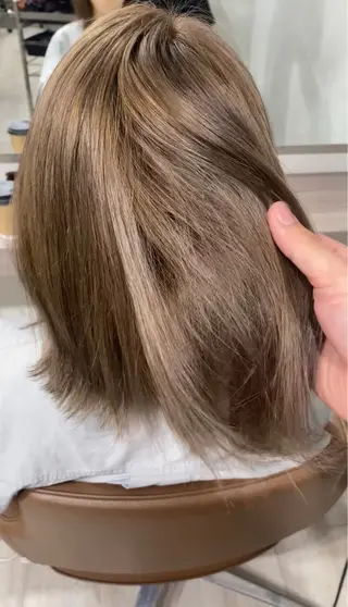 カラー 🫧似合わせショート イシダ🫧のヘアスタイル