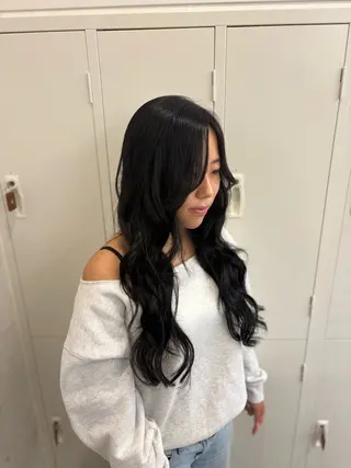 ロング Lis都島/門田 夏鈴のヘアスタイル