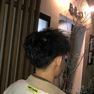 パーマ メンズ ツイストスパイラル 成林康平のヘアスタイル