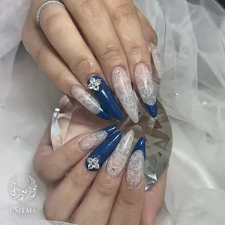 ネイル りとるうねるま (UNELMA)のネイルデザイン
