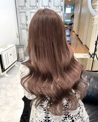 ロング カラー ANKH CROSS 🦋mako🦋のヘアスタイル