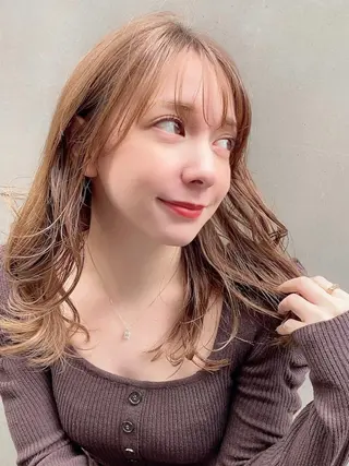 セミロング カラー ヘアアレンジ 銀座メンズ専門🖤 叶奈々のヘアスタイル