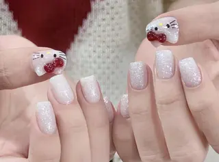 ネイル Pure&Rich Nailのネイルデザイン
