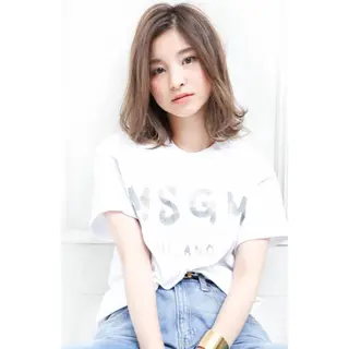 ミディアム 千葉 絵里花のヘアスタイル