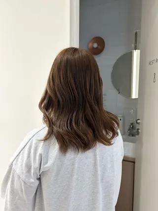 ミディアム カラー mimi🪐 /LAZZ hairのヘアスタイル