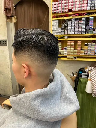 ショート 似合わせパーマ🌀 リュウノスケのヘアスタイル