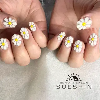 ミディアム S ueshinのネイルデザイン