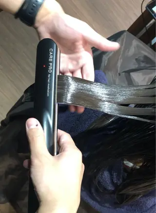 ロング 薬師寺 優のヘアスタイル