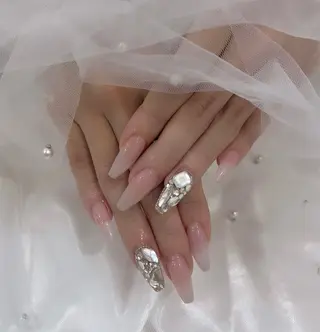 ネイル SALON ELVI.のネイルデザイン
