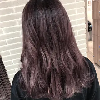 セミロング カラー 髪質改善カラー韓国風 レイヤーtudaのヘアスタイル