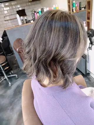 カラー charme 木澤のヘアスタイル