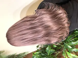 ロング カラー ハイトーン得意😍 Lumiereのヘアスタイル