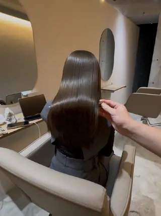ロング 白田 晴香のヘアスタイル