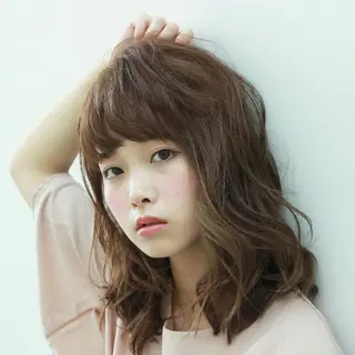 ミディアム セミロング カラー 徳平 拓人のヘアスタイル
