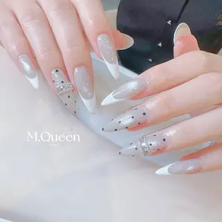 ネイル MQueen ネイルサロンのネイルデザイン