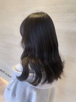 ミディアム 🤍tomoka 🤍のヘアスタイル