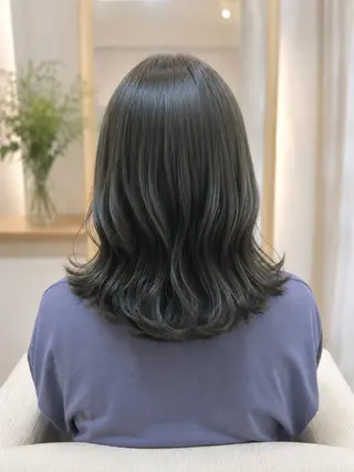 ミディアム カラー 〔LaNA〕 Nozomiのヘアスタイル