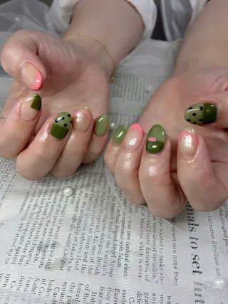 ネイル shiki_nail 🪐のネイルデザイン