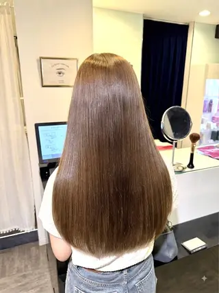 ロング momo🎀韓国レイ ヤー・ハイトーンのヘアスタイル