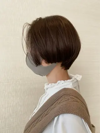 ショート カラー 大畑 利奈のヘアスタイル