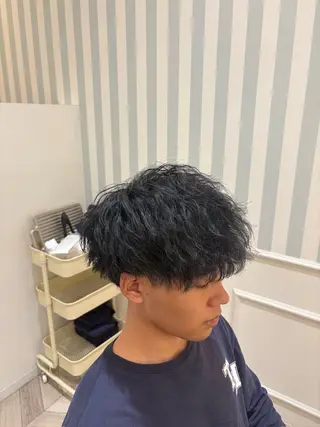ショート パーマ メンズ レディースモデル募集 綾坂のヘアスタイル