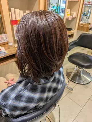 ミディアム 塚原 友紀子のヘアスタイル