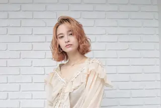 ミディアム 反橋 聖のヘアスタイル
