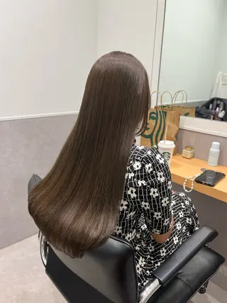 ロング カラー 𝒢𝒾𝓇𝓁𝓎 ⑅　𝓎𝓊𝓀𝒶のヘアスタイル