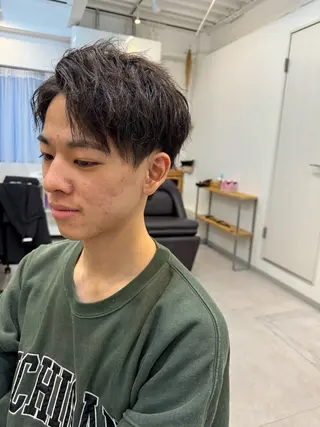 ショート パーマ メンズ 似合う髪型見つけます AYAKAのヘアスタイル