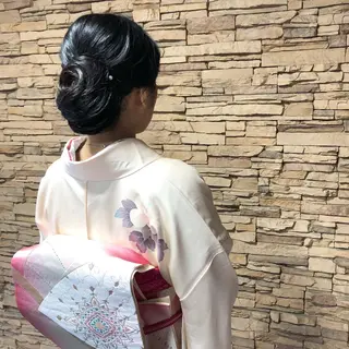ロング カラー パーマ ヘアアレンジ キッズ ネイル マツエク・マツパ 【サンバイエム】 公式のエステ・リラクイメージ