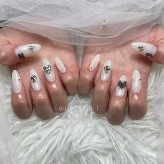 ネイル 🌈 Laule'aのネイルデザイン