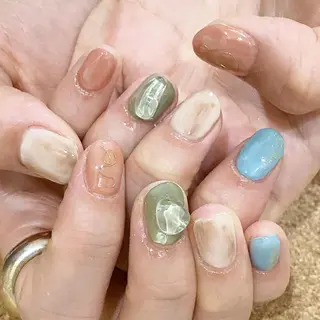 ネイル 板垣 綾乃のネイルデザイン