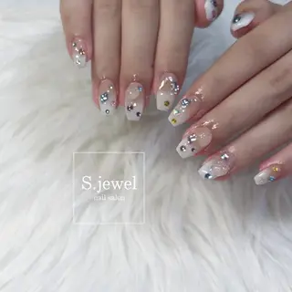 ネイル S. JEWELのネイルデザイン