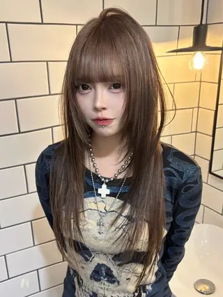 ロング カラー yuzuno ⠀のヘアスタイル