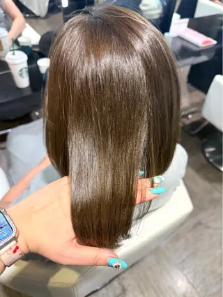 ミディアム momo🎀韓国レイ ヤー・ハイトーンのヘアスタイル