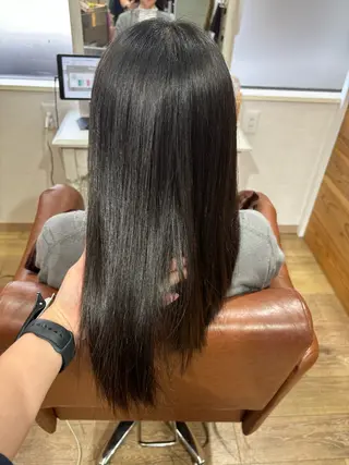 ロング Circus 石原愛里のヘアスタイル