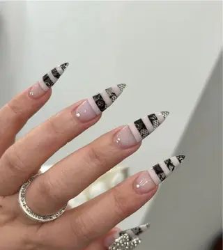 ネイル Sora  Nail 長さ出し専門店のネイルデザイン