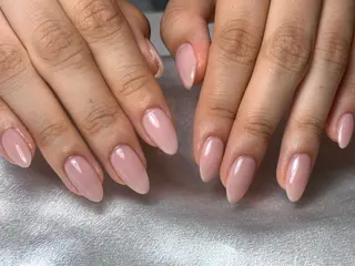 ミディアム Nailsalon Puttiのネイルデザイン